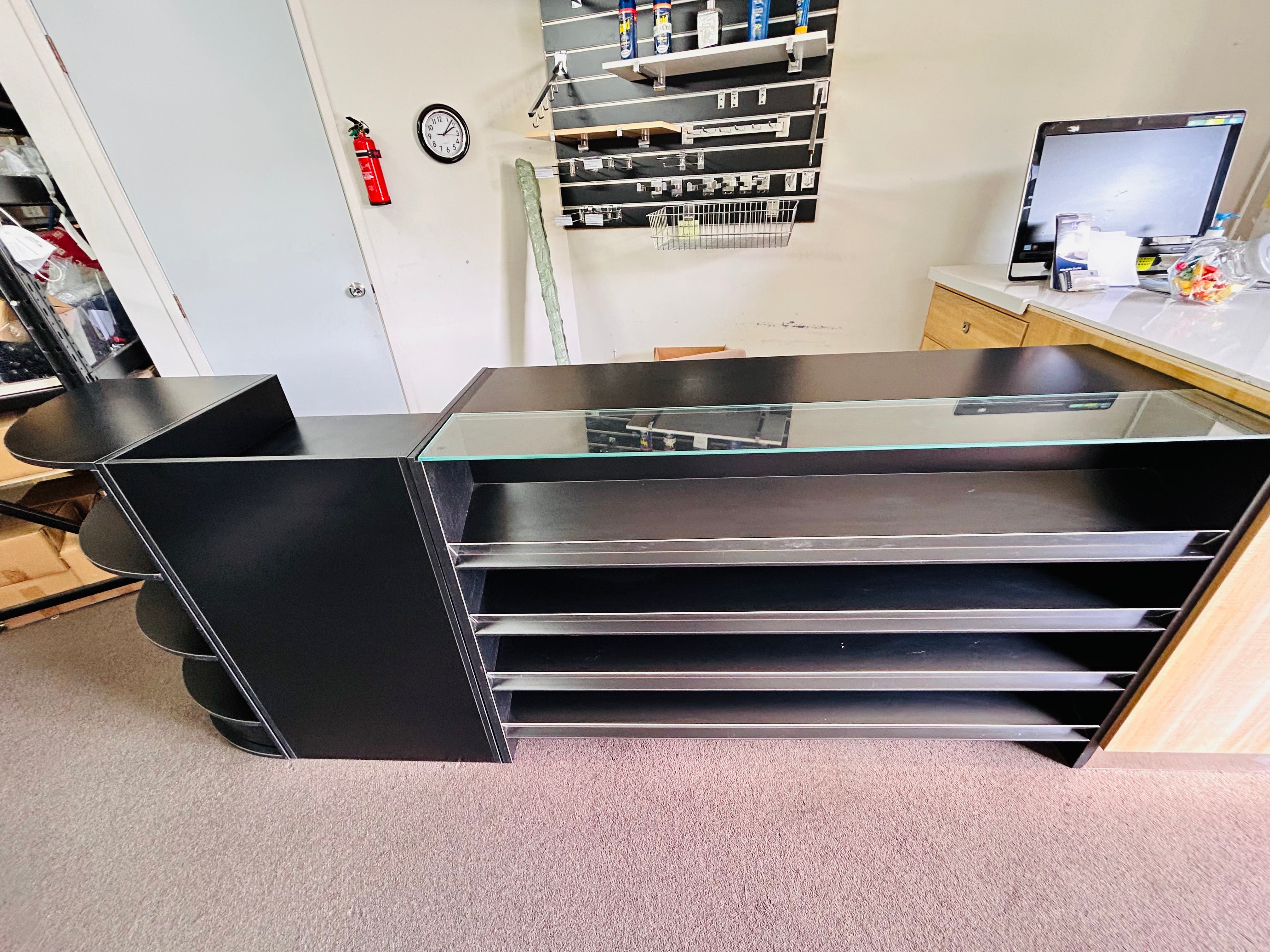Black Counter – Affordable Rack