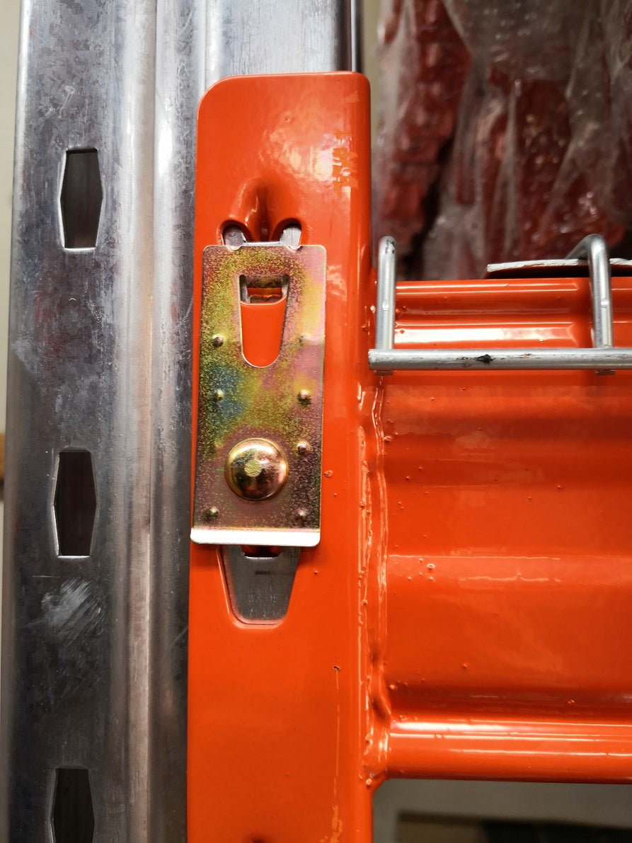 Safety Clip for Pallet Racking – Affordable Rack