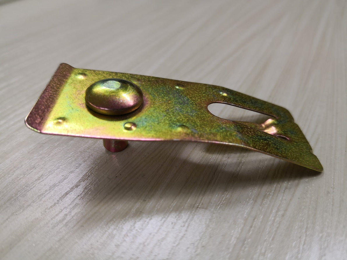 Safety Clip for Pallet Racking – Affordable Rack